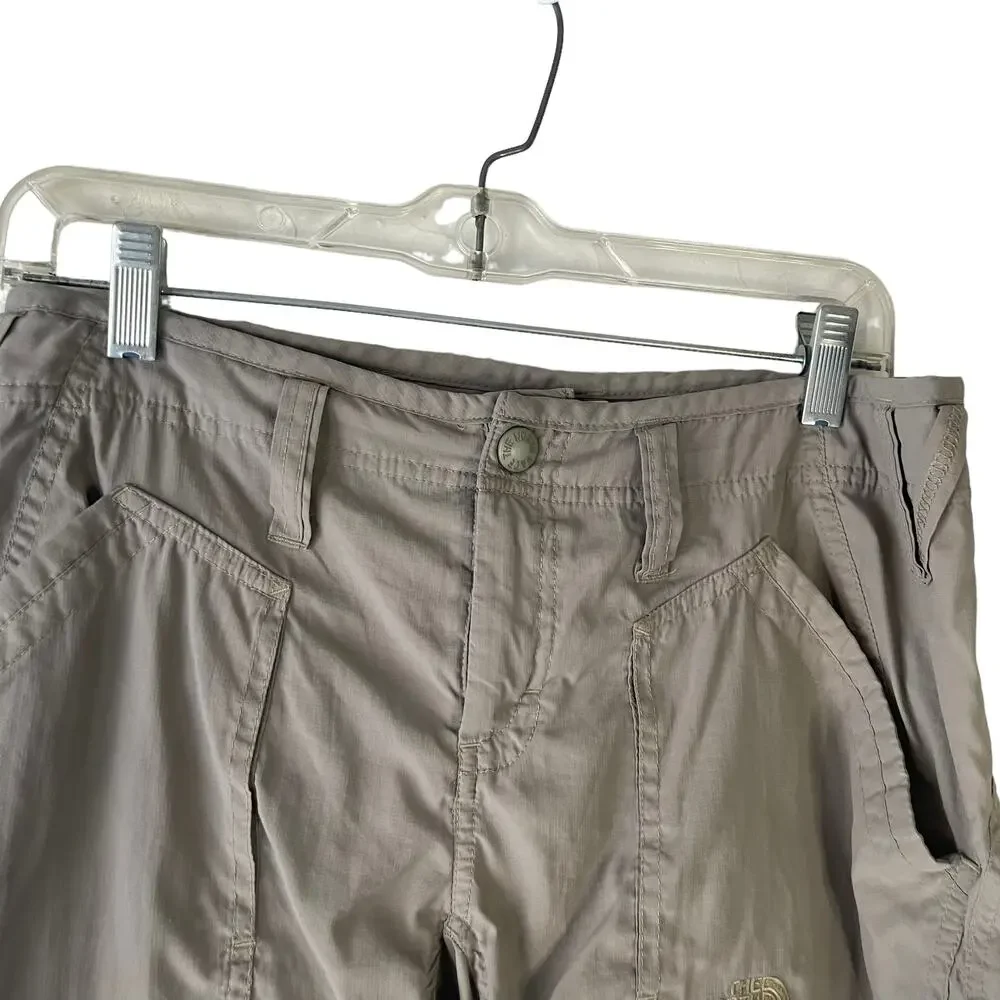 The North Face Women's Size 6 Cargo Khaki‎ Outdoors Shorts